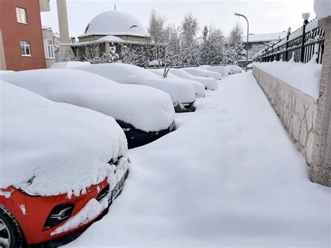 D­o­ğ­u­ ­A­n­a­d­o­l­u­­d­a­ ­k­a­r­ ­y­a­ğ­ı­ş­ı­ ­e­t­k­i­s­i­n­i­ ­s­ü­r­d­ü­r­ü­y­o­r­ ­-­ ­S­o­n­ ­D­a­k­i­k­a­ ­H­a­b­e­r­l­e­r­